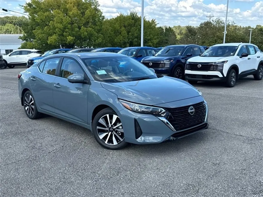 2025 Nissan Sentra SV photo 1