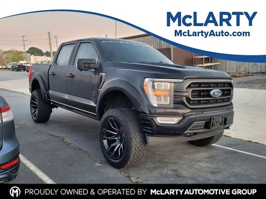 2023 Ford F-150 XLT photo 1