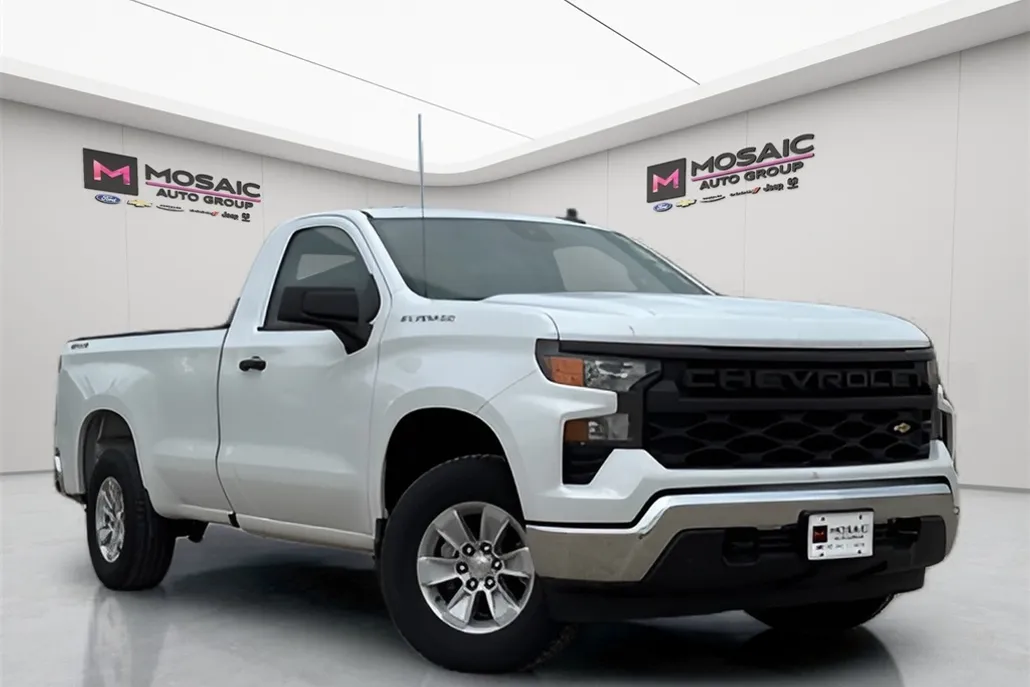 2025 Chevrolet Silverado 1500 photo 1
