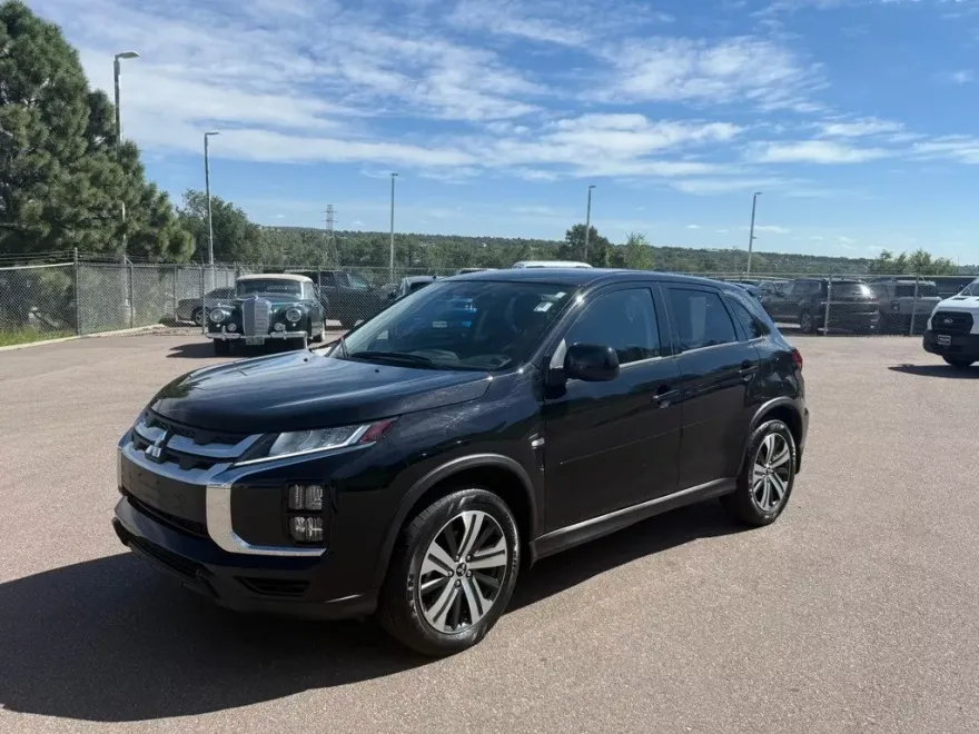 2021 Mitsubishi Outlander Sport ES photo 1