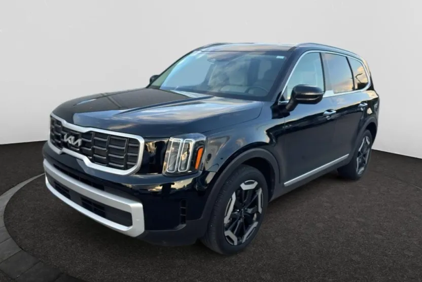 2024 Kia Telluride S photo 1