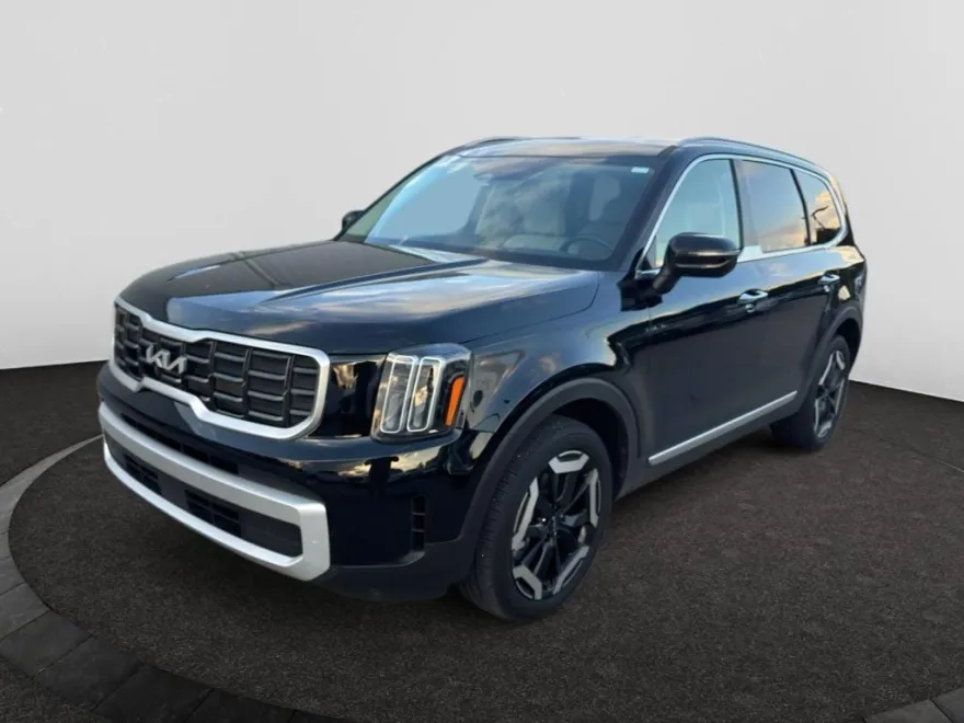 2024 Kia Telluride S photo 1