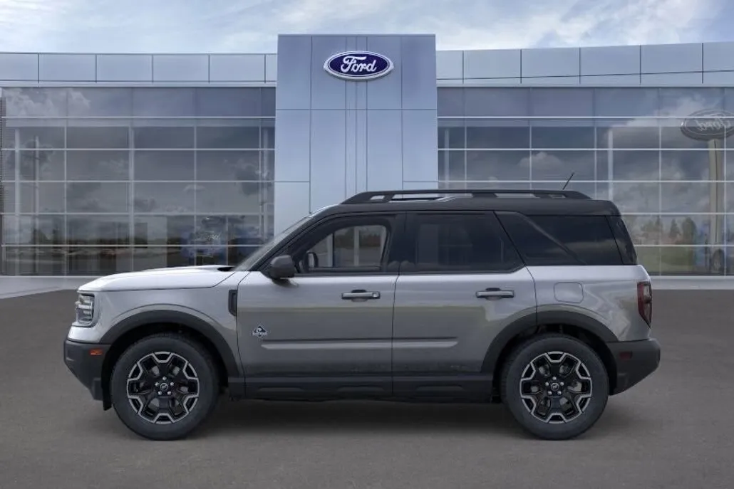 2025 Ford Bronco Sport Outer Banks photo 1