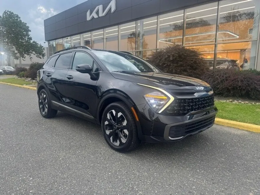2024 Kia Sportage X-Line photo 1
