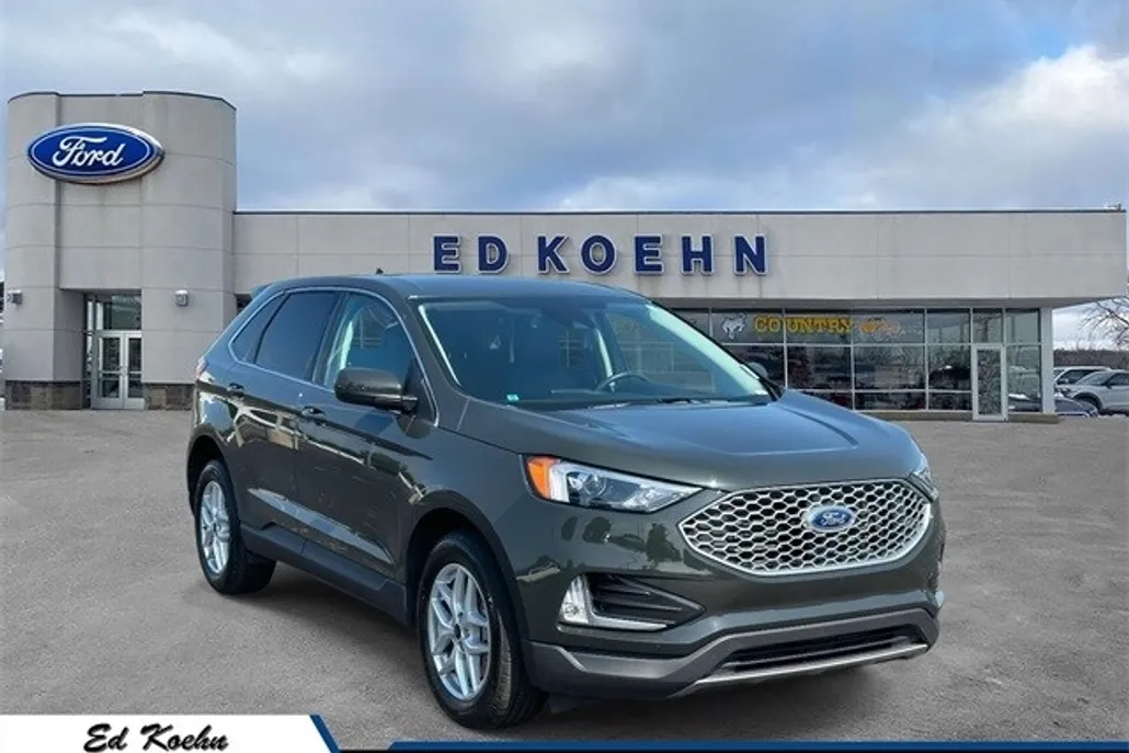 2024 Ford Edge SEL photo 1
