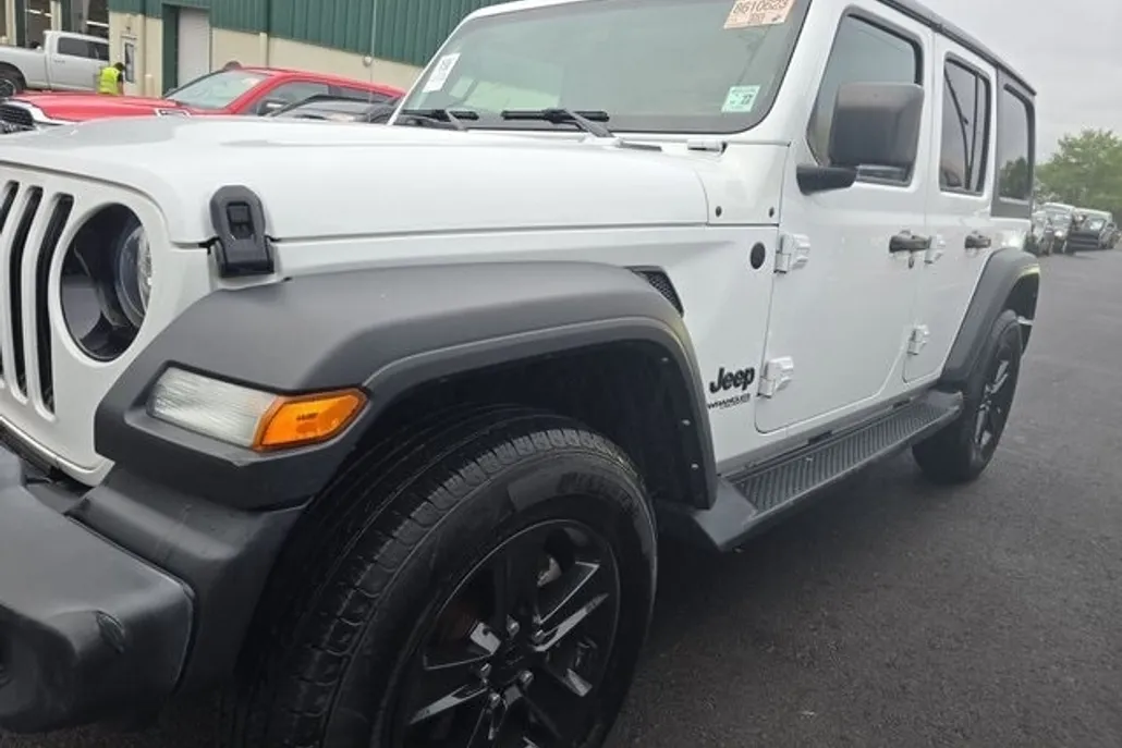 2022 Jeep Wrangler Unlimited Sport Altitude photo 1