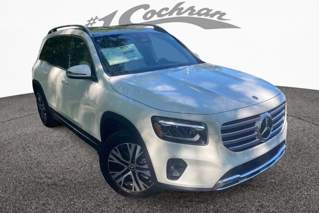 2026 Mercedes Benz GLB 250 4MATIC photo 1