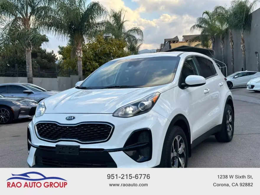 2020 Kia Sportage LX photo 1
