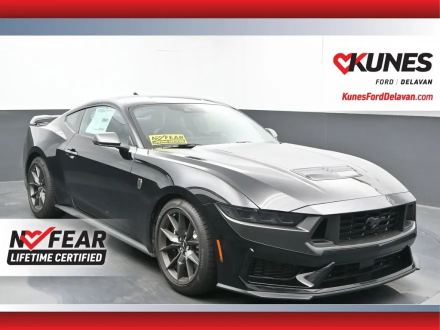 2025 Ford Mustang Dark Horse Deluxe photo 1