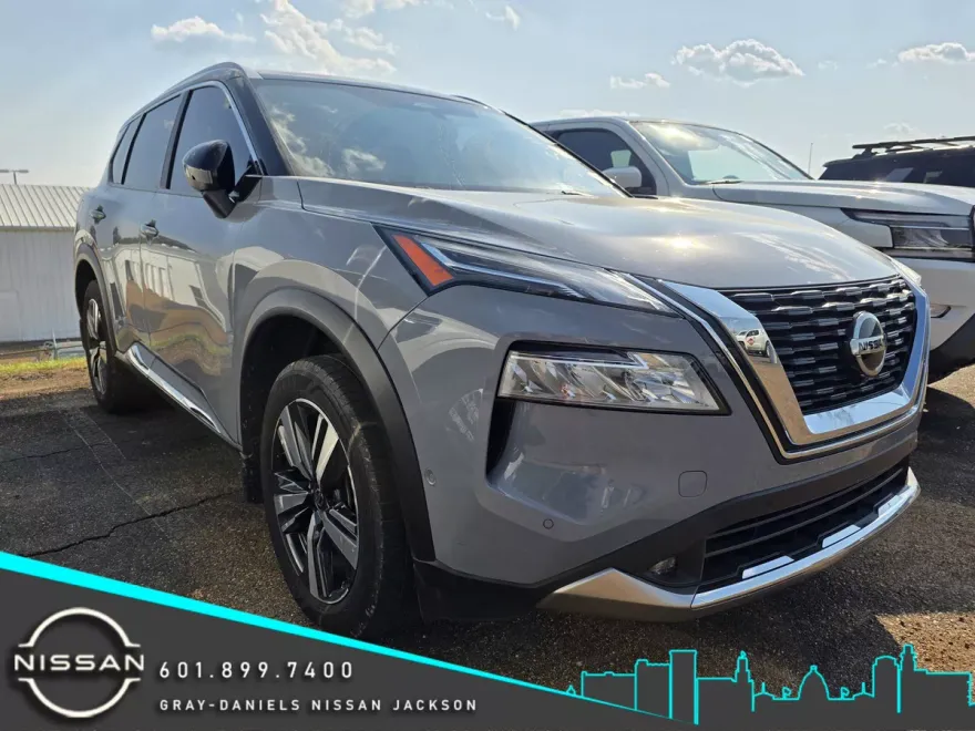 2021 Nissan Rogue Platinum photo 1