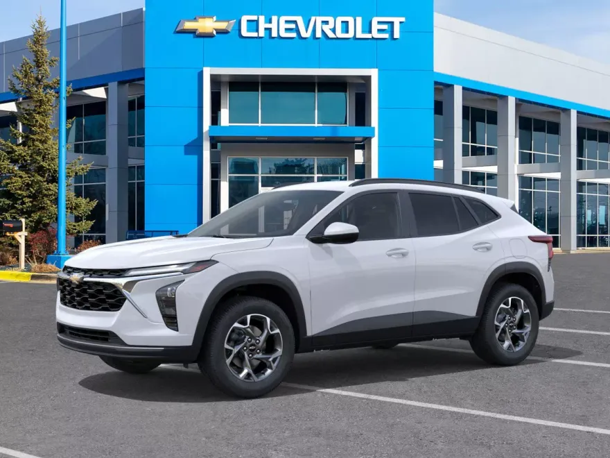 2025 Chevrolet Trax LT photo 1