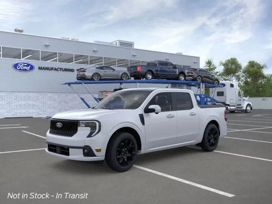2025 Ford Maverick photo 1