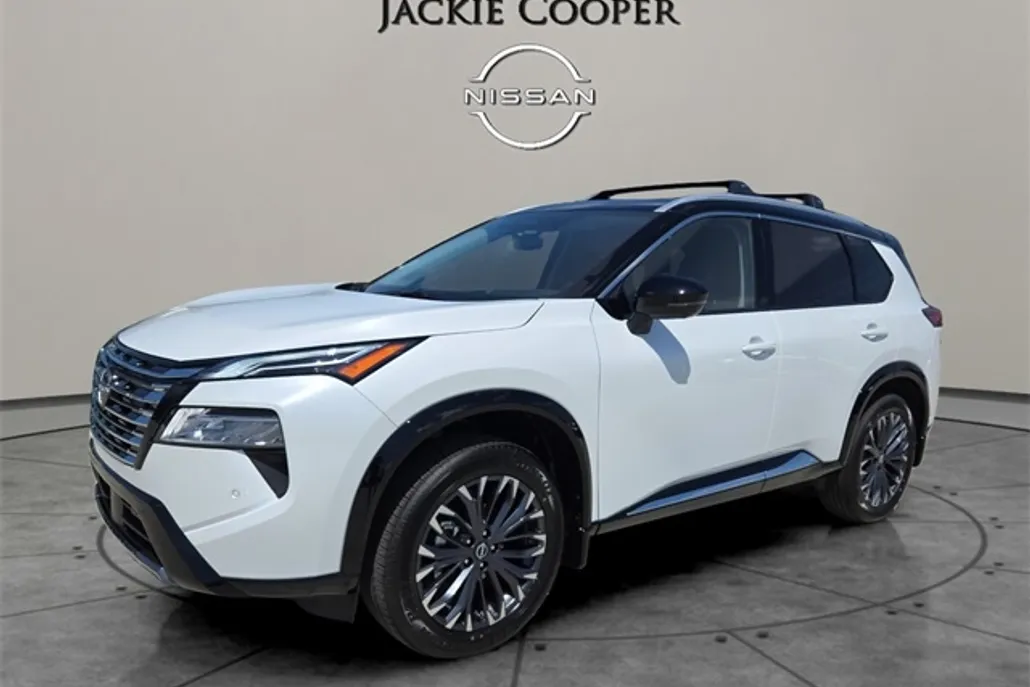 2025 Nissan Rogue Platinum photo 1
