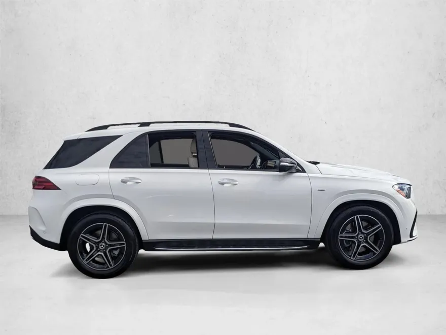 2025 Mercedes Benz GLE 450e 4MATIC photo 1