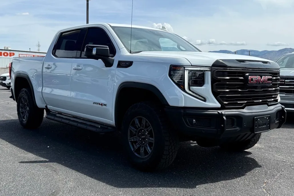 2024 Gmc Sierra 1500 AT4X photo 1