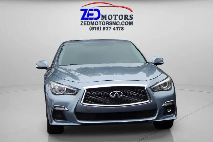 2015 Infiniti Q50 Premium photo 1