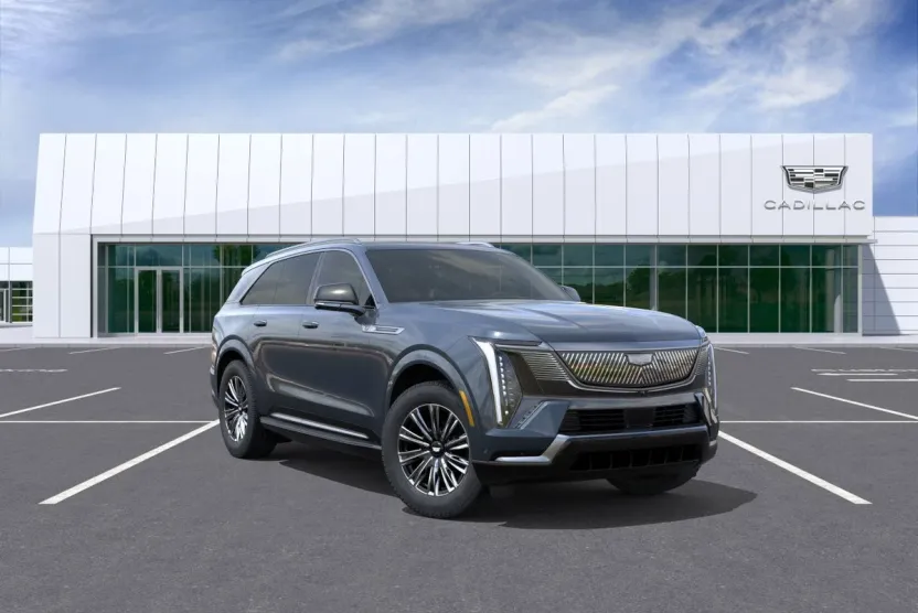 2026 Cadillac Escalade IQ Luxury photo 1