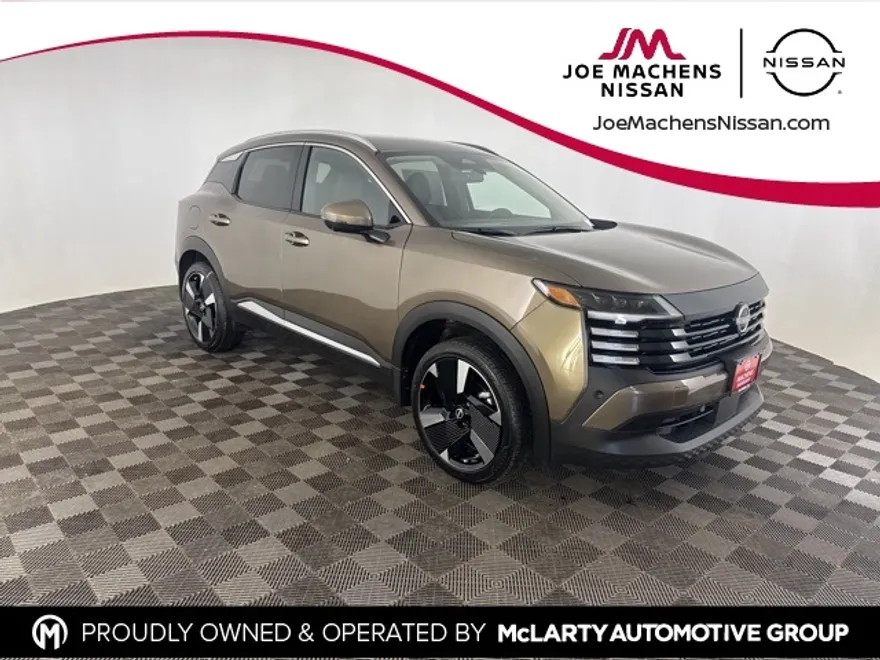 2025 Nissan Kicks SR photo 1