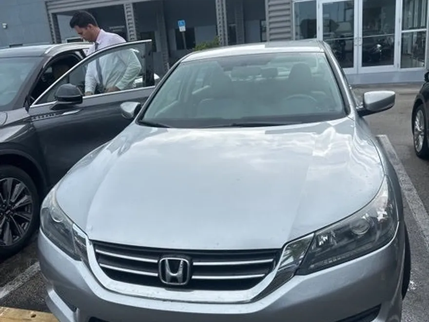 2015 Honda Accord LX photo 1