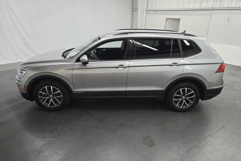 2021 Volkswagen Tiguan S photo 1