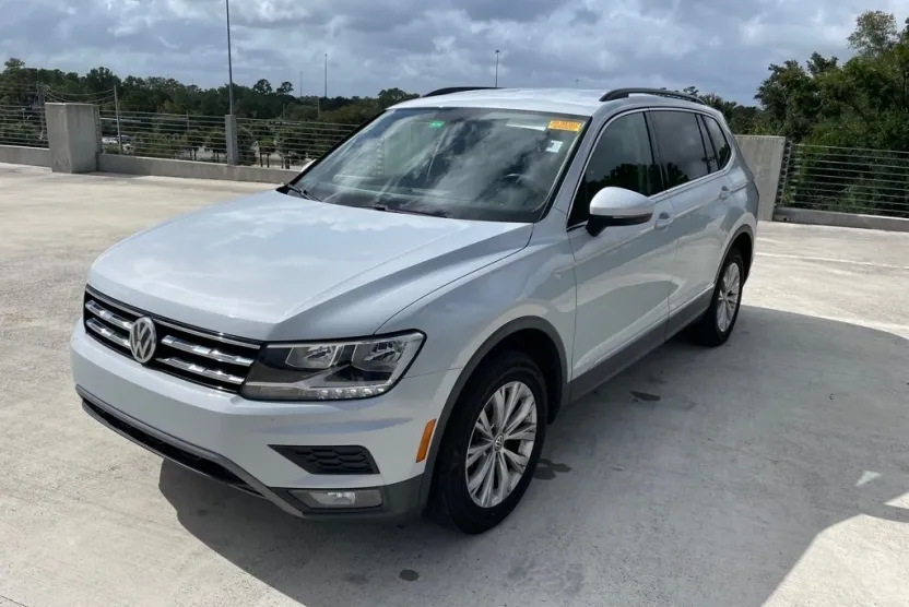 2018 Volkswagen Tiguan SE photo 1
