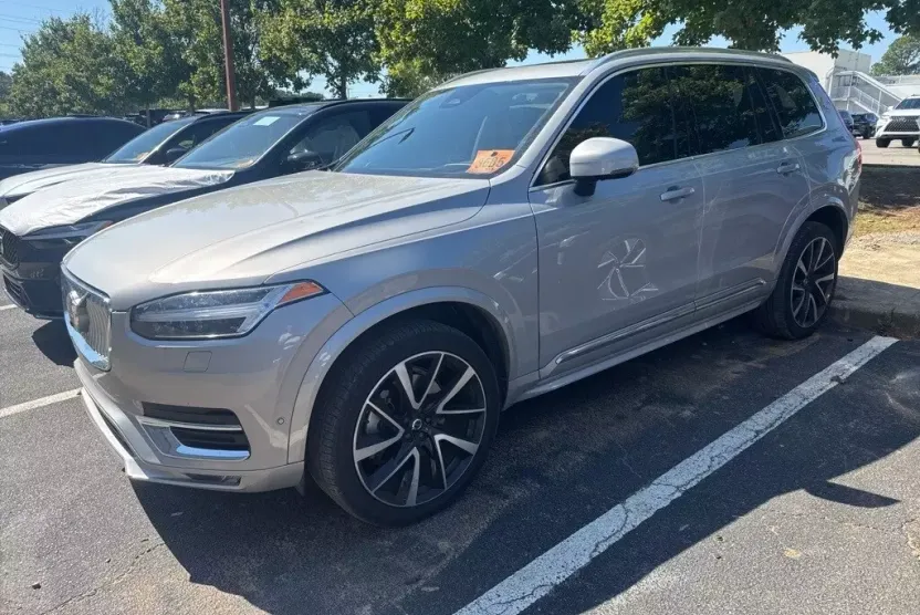 2024 Volvo XC90 Ultimate photo 1