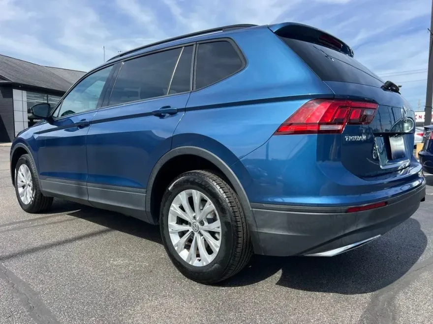 2018 Volkswagen Tiguan S photo 1