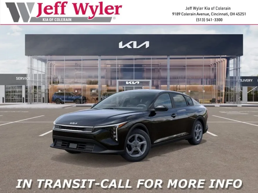 2025 Kia K4 LXS photo 1