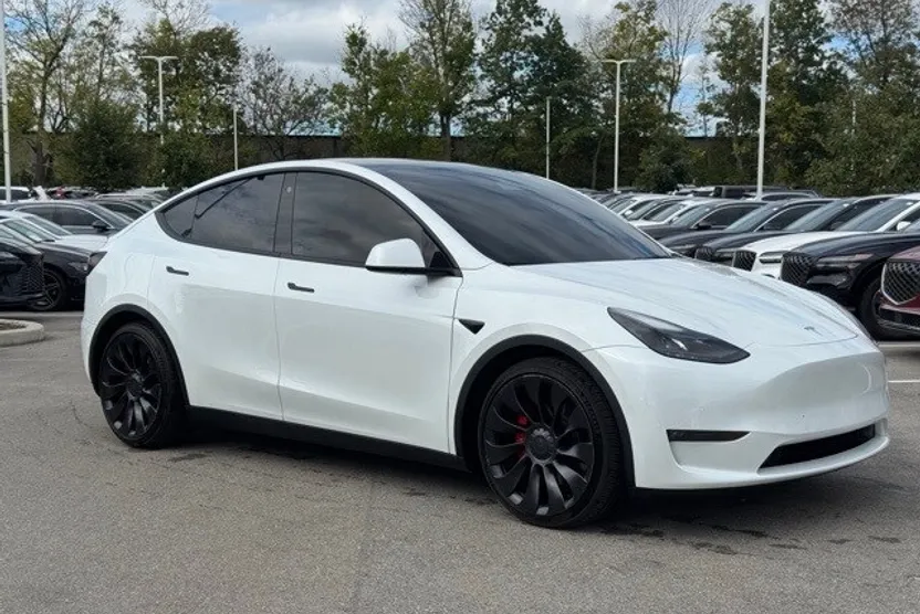 2022 Tesla Model Y Performance photo 1