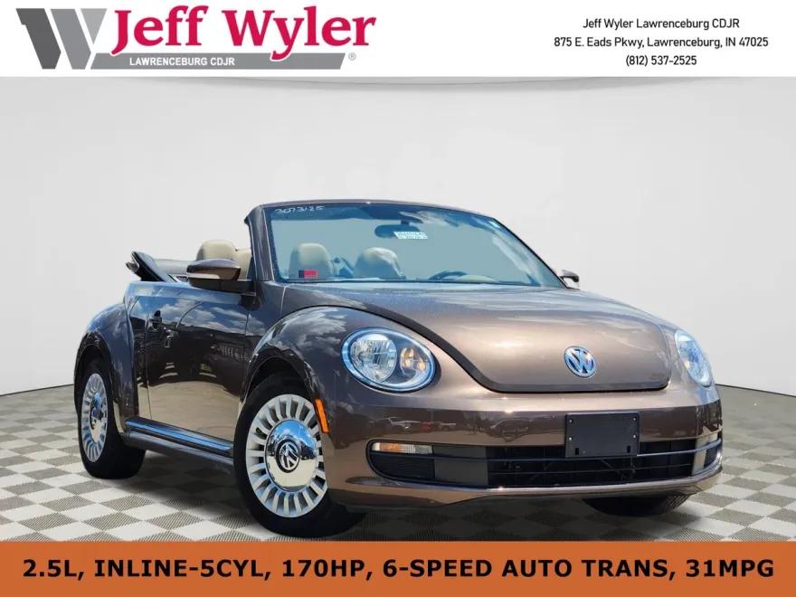 2013 Volkswagen Beetle Convertible 2.5L photo 1