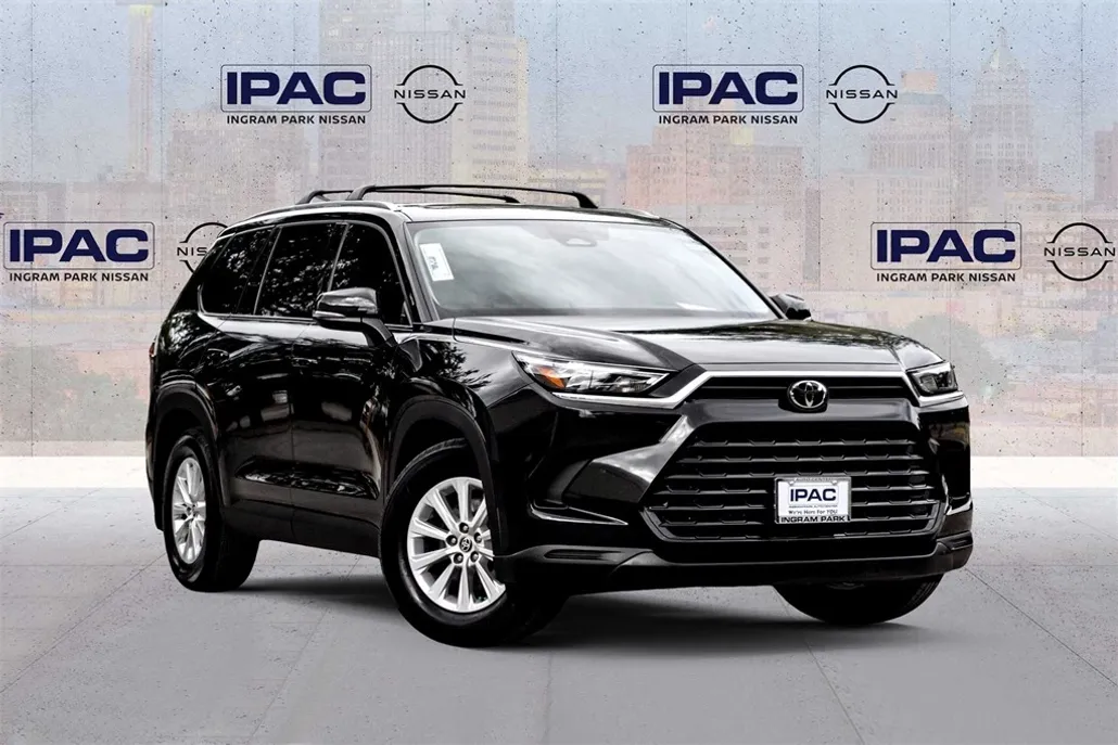 2024 Toyota Grand Highlander XLE photo 1