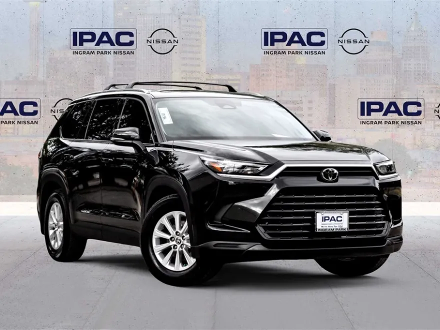 2024 Toyota Grand Highlander XLE photo 1