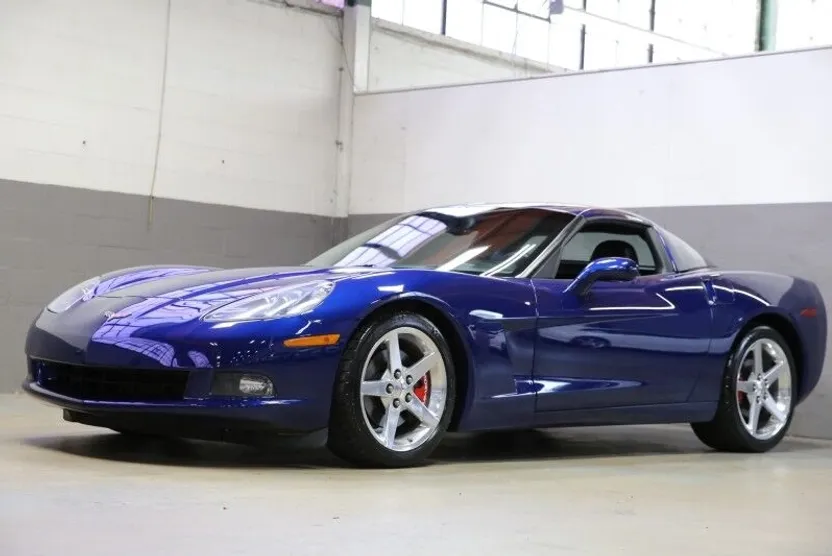 2005 Chevrolet Corvette photo 1