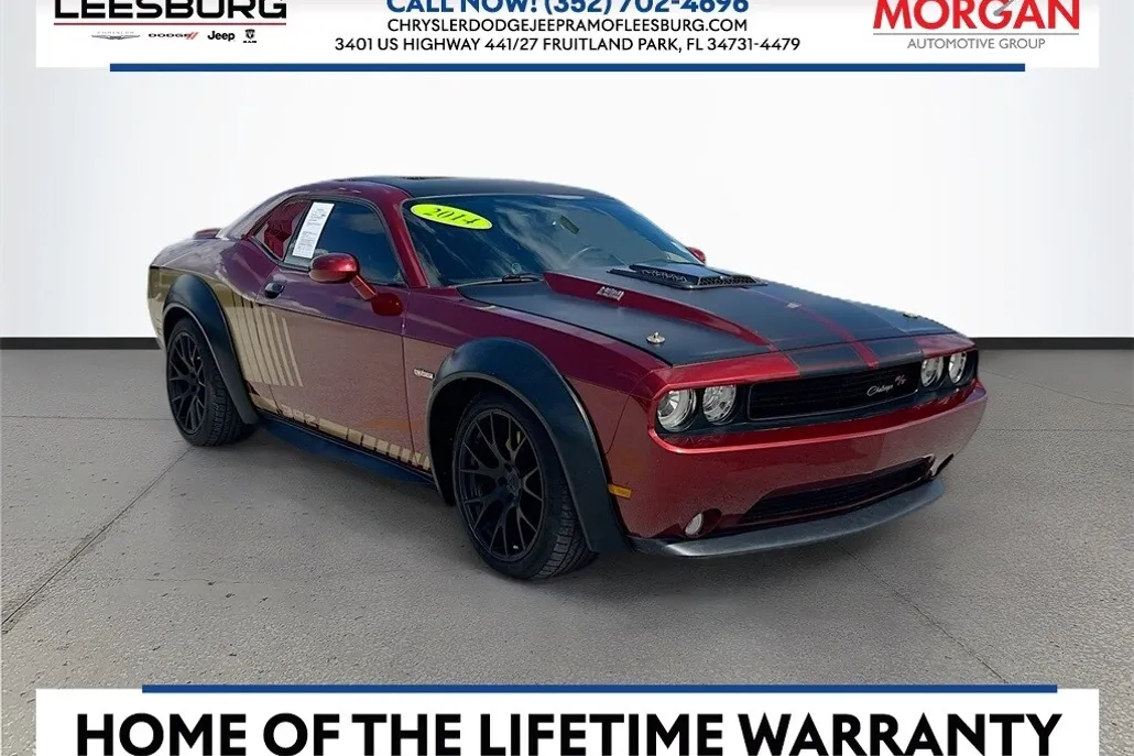 2014 Dodge Challenger R/T photo 1