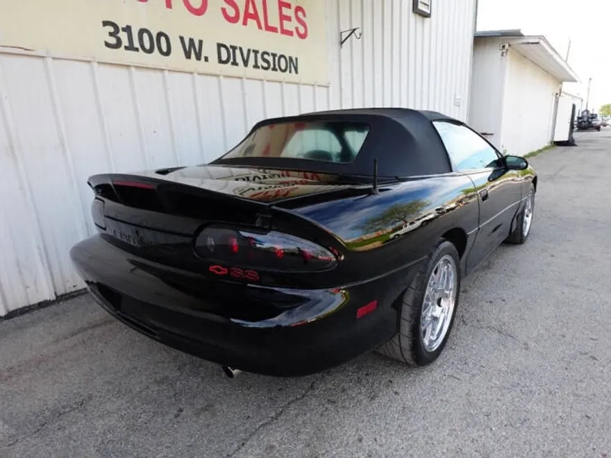 1999 Chevrolet Camaro Sport Coupe photo 1