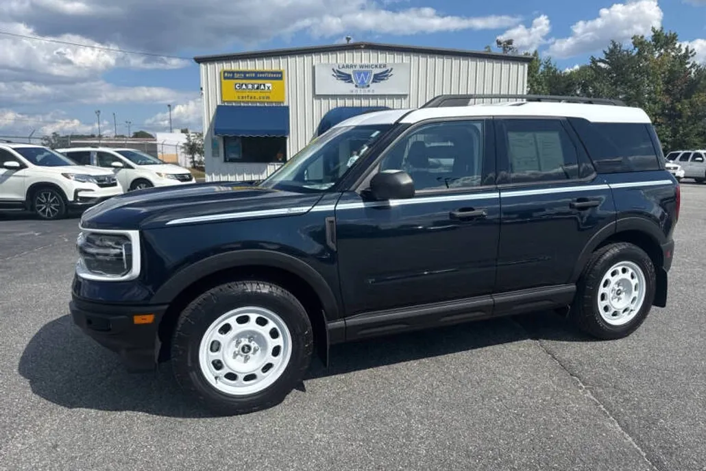 2023 Ford Bronco Sport Heritage photo 1