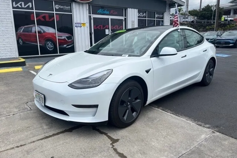 2022 Tesla Model 3 photo 1