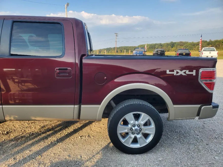 2010 Ford F-150 Lariat photo 1