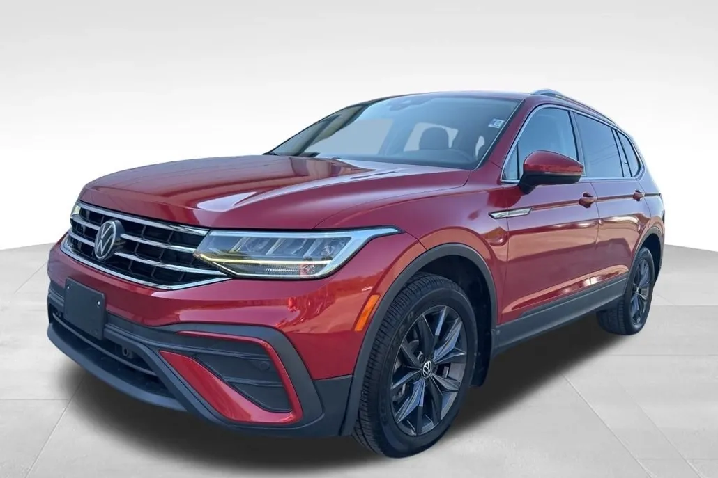 2022 Volkswagen Tiguan SE photo 1