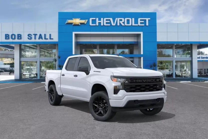 2026 Chevrolet Silverado 1500 Custom photo 1