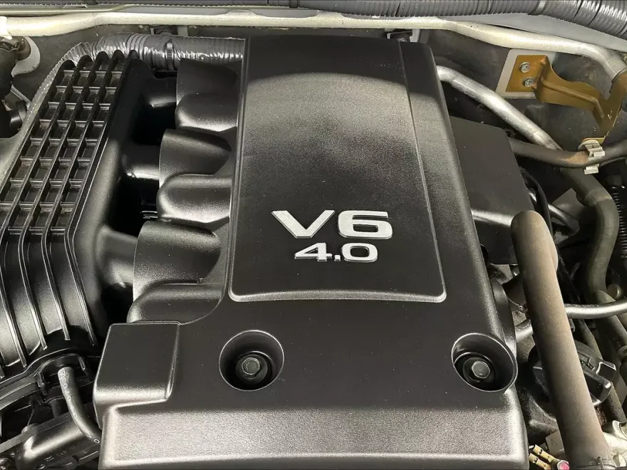 2017 Nissan Frontier SV photo 33