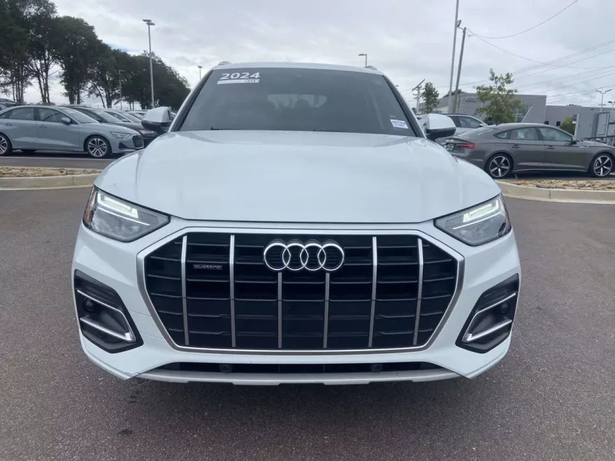 2024 Audi Q5 Premium 40 TFSI photo 1