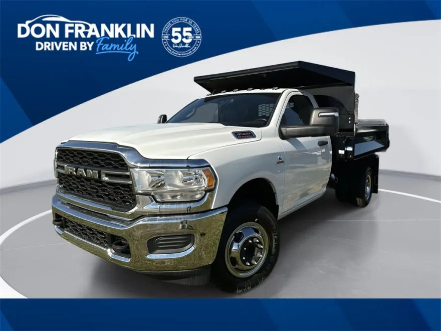 2024 Ram 3500 Tradesman photo 1