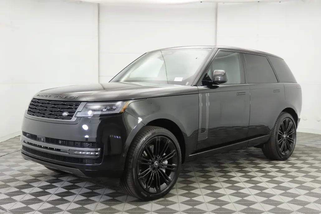 2025 Land Rover Range Rover SE photo 1