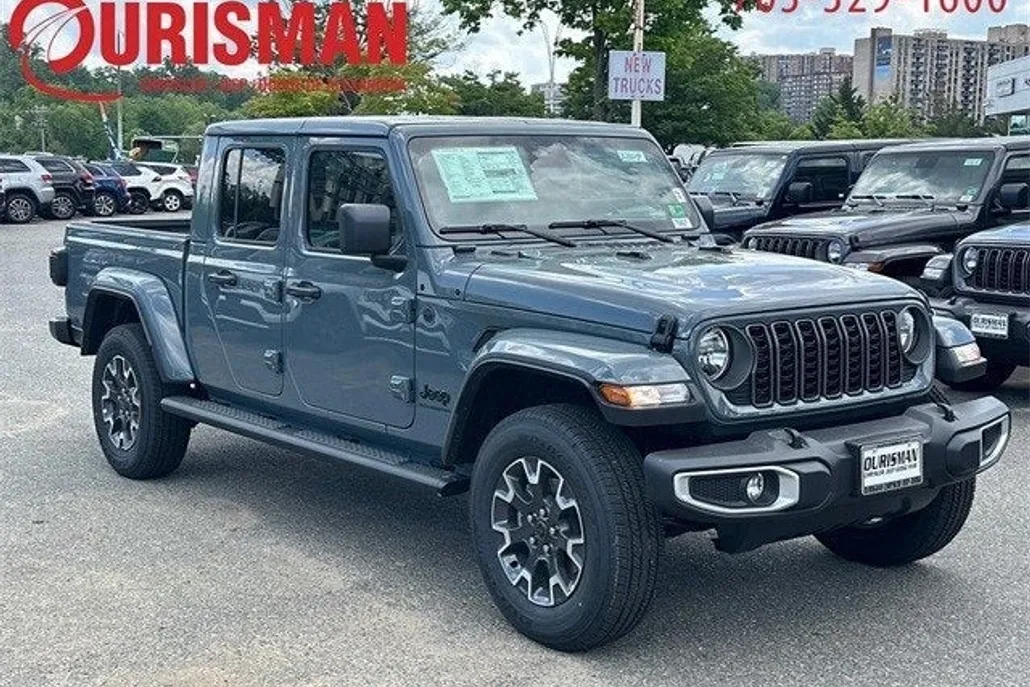 2025 Jeep Gladiator Sport S photo 1