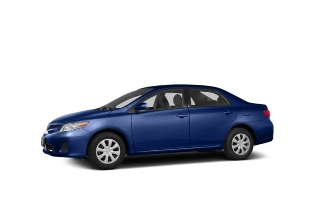 2013 Toyota Corolla L photo 1