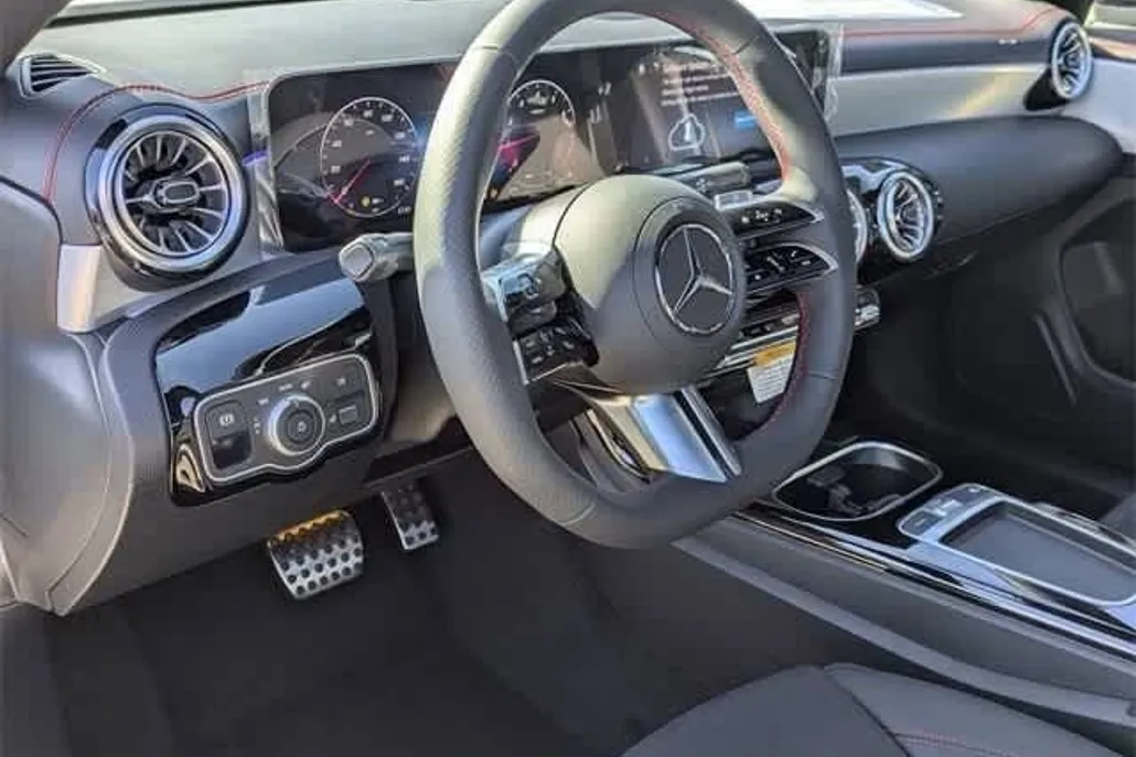 2025 Mercedes Benz CLA 250 photo 1