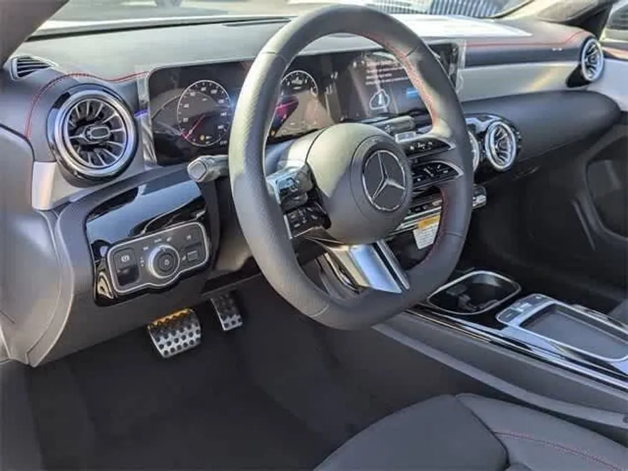 2025 Mercedes Benz CLA 250 photo 1