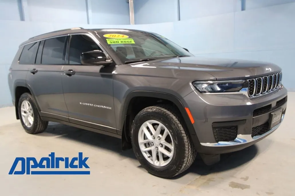 2024 Jeep Grand Cherokee Laredo Sport photo 1