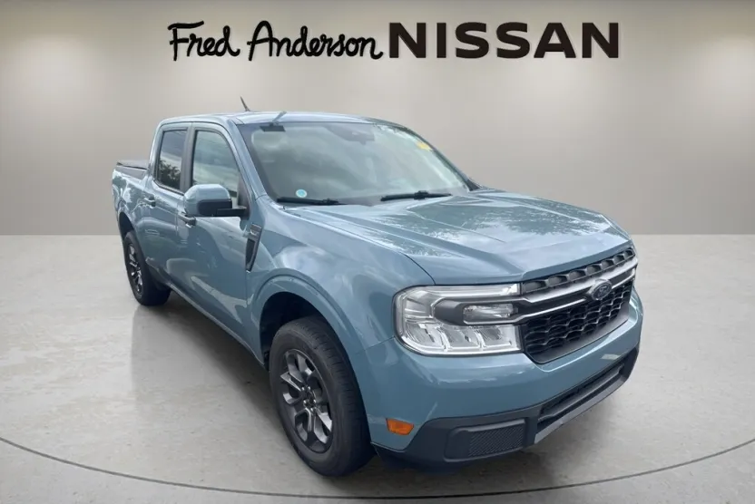 2022 Ford Maverick XLT photo 1